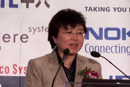 中國通信標準化協(xié)會網(wǎng)絡與交換技術(shù)委員會主席、中國通信學會信息通信網(wǎng)絡專業(yè)委員會主席 趙慧玲